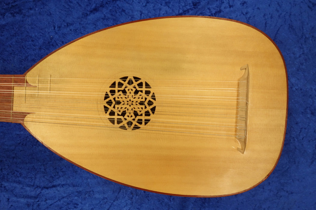 7 Course Lute by Woodlark (Previously Owned)
