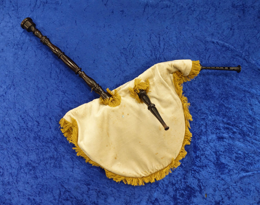 Traditional Binioù Kozh Bagpipes (Previously Owned)
