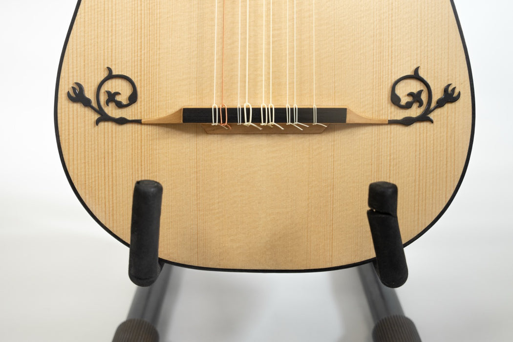 Baroque Guitar by Marcos Kaiser