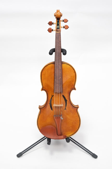 Folk Fiddle 'Fish' by Paris Andrew