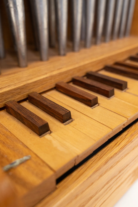 Portative Organ by The Early Music Shop (Reconditioned)