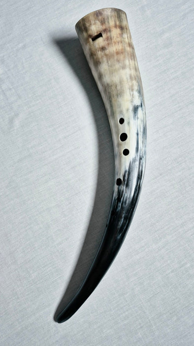 Bass Gemshorn by Svart Vaeren