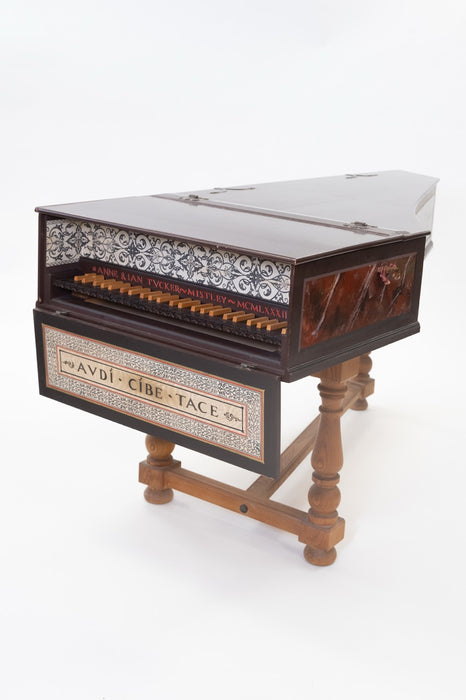 Single Manual Flemish Harpsichord after Ruckers by Anne & Ian Tucker (Reconditioned)