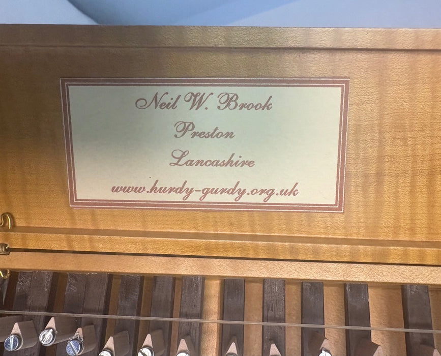 Hurdy Gurdy (Henry III, 17th Century) by Neil Brook (Reconditioned)