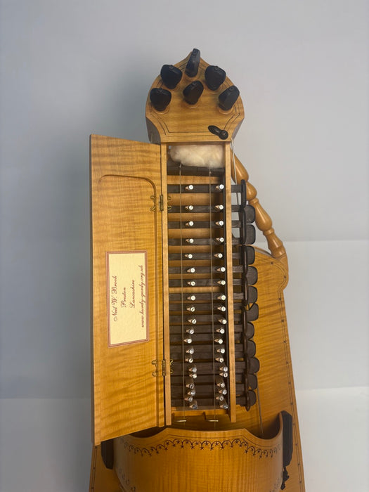 Hurdy Gurdy (Henry III, 17th Century) by Neil Brook (Reconditioned)
