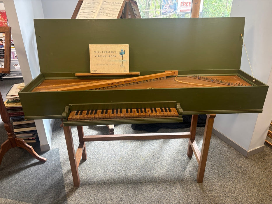 Italian Virginals by Alan Gotto, 1978 (Reconditioned)