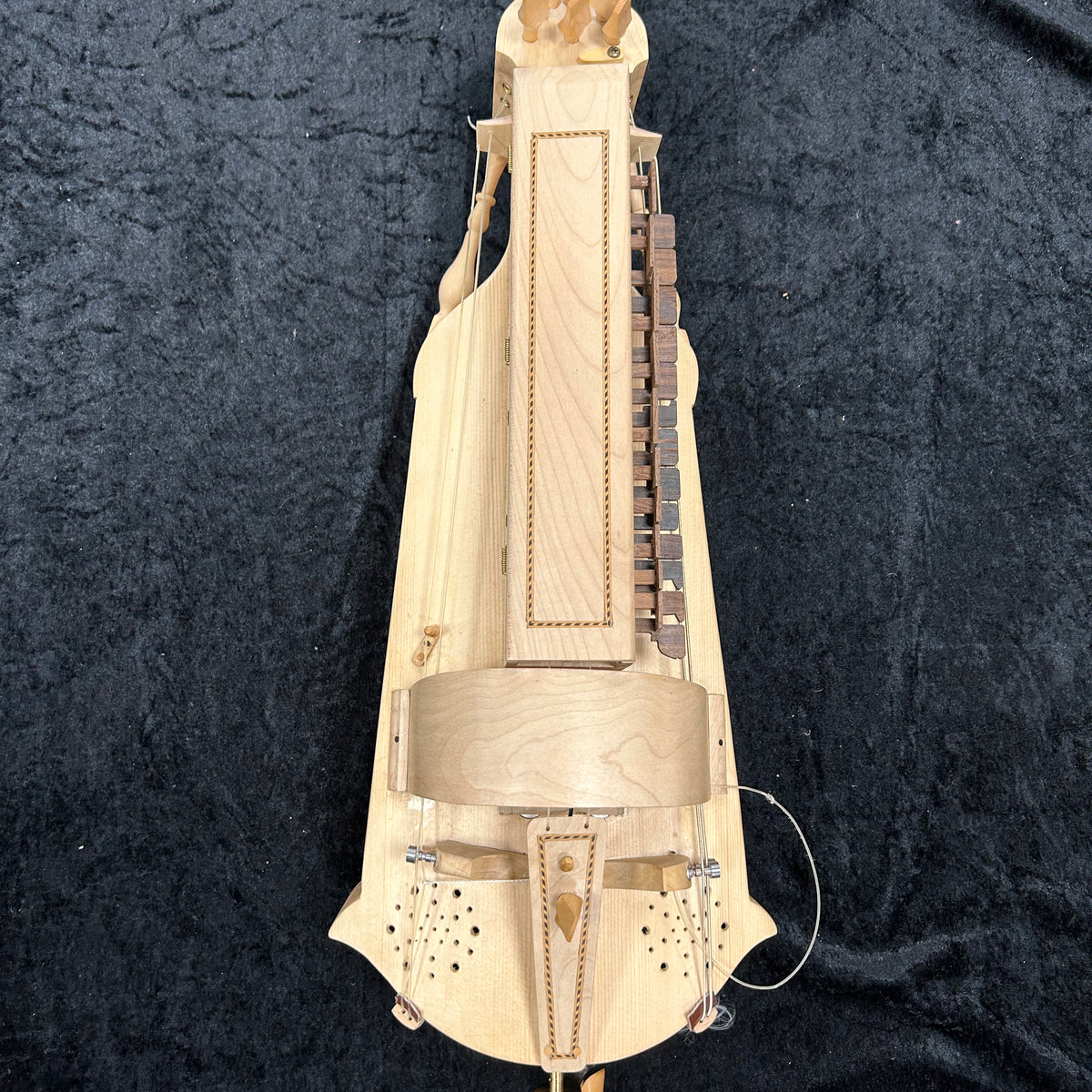 Hurdy gurdy shop deals