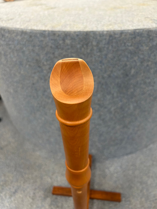 Küng 1501 Studio Tenor Recorder in Pearwood (Previously Owned)