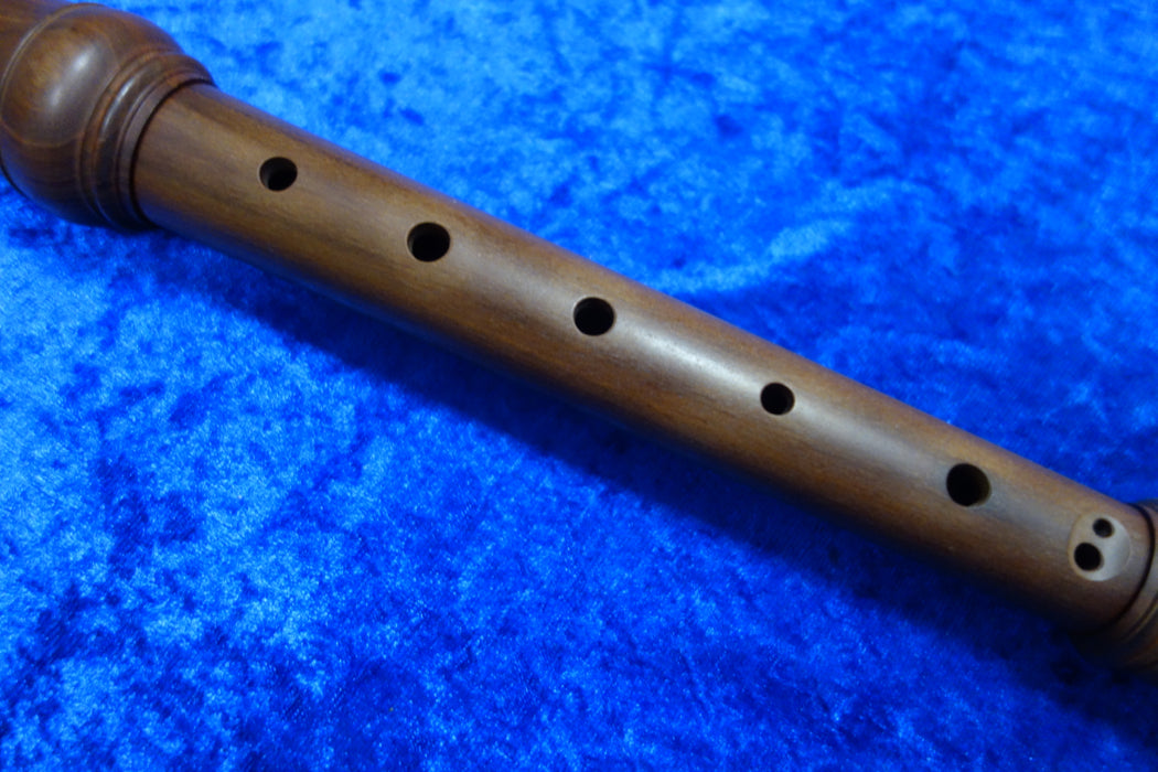Kung 2404 Superio Alto Recorder in Plumwood.. (Previously Owned)