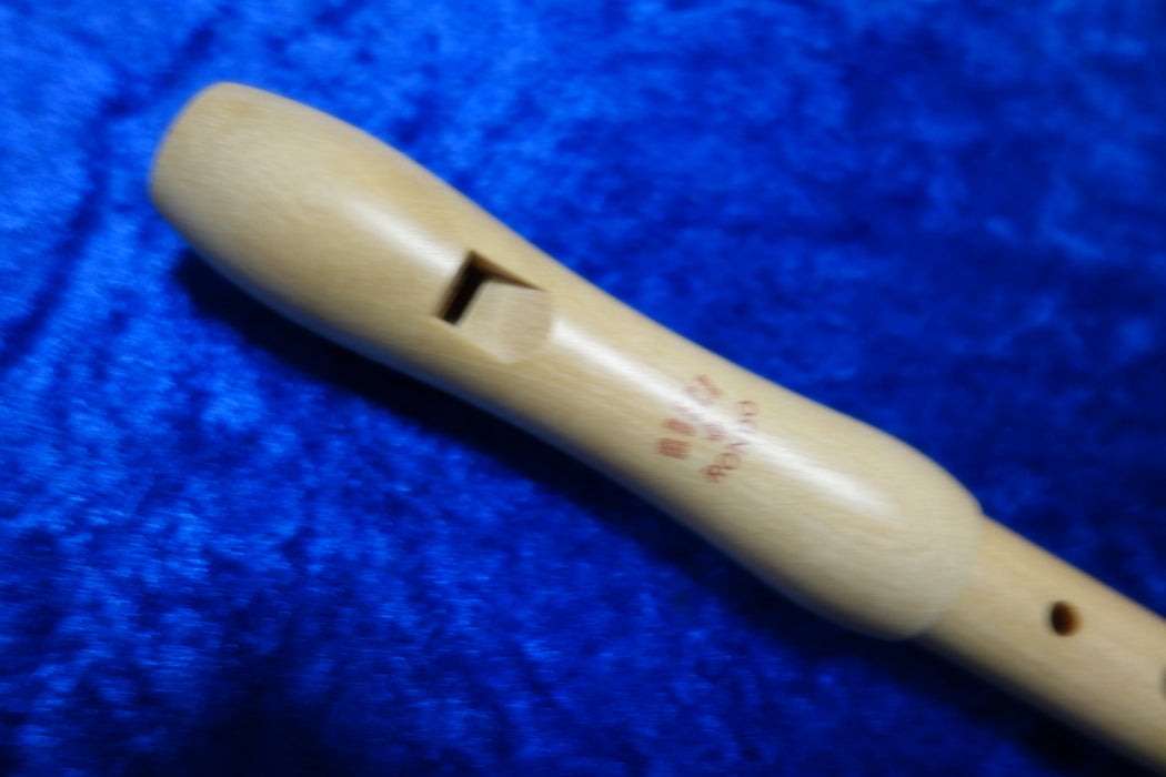 Moeck 2100 Rondo Sopranino Recorder in Maple (Previously Owned)