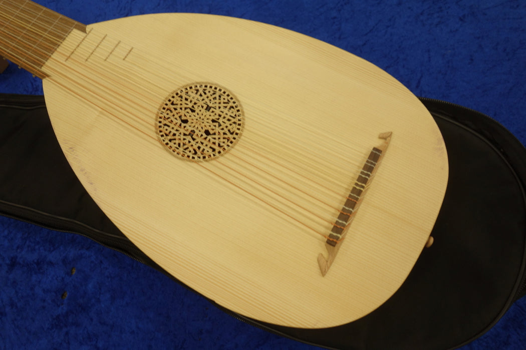 8 Course Heritage Renaissance Lute by Early Music Shop (Previously Owned)