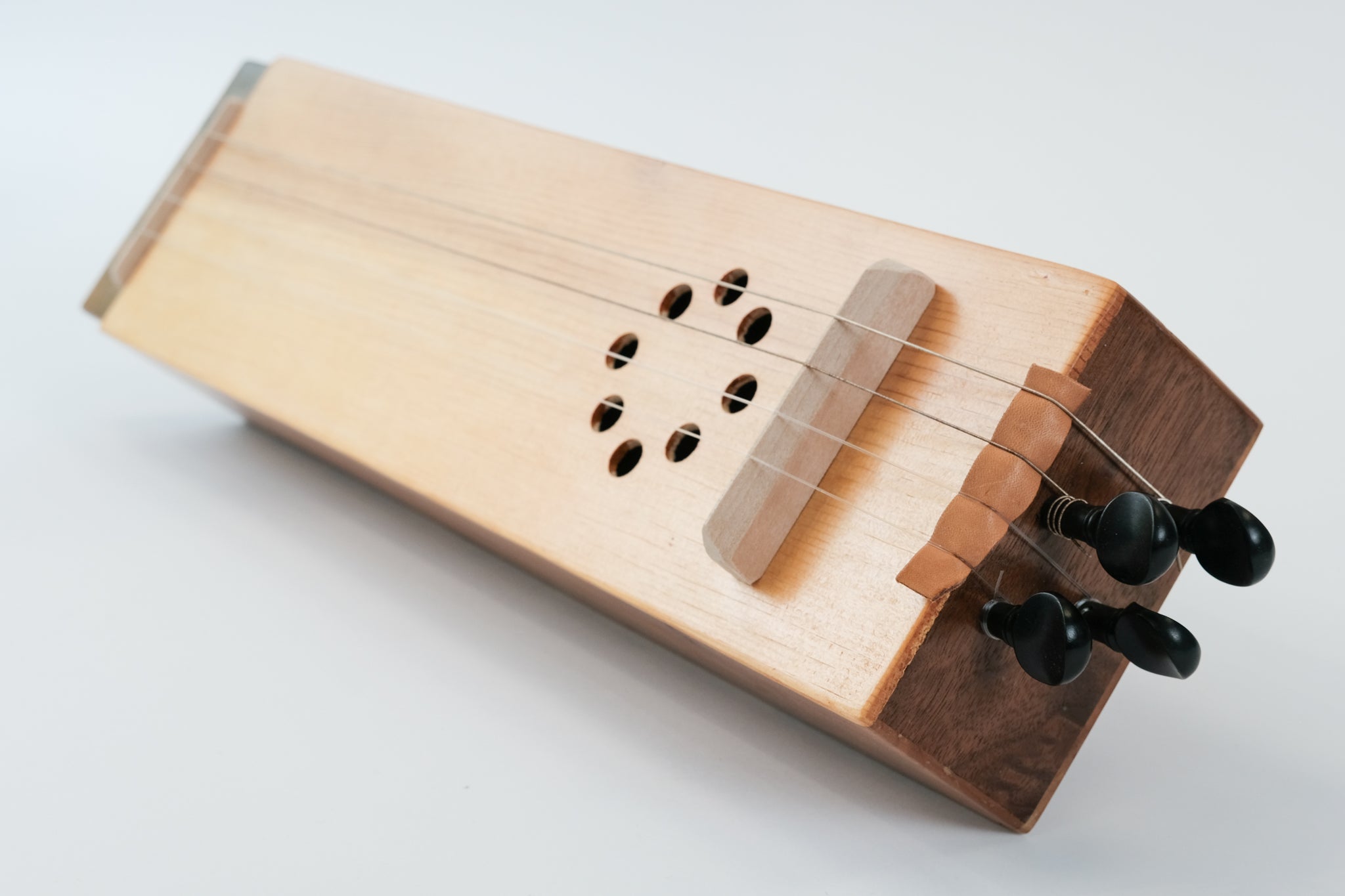 Short Scale Medieval String Drum