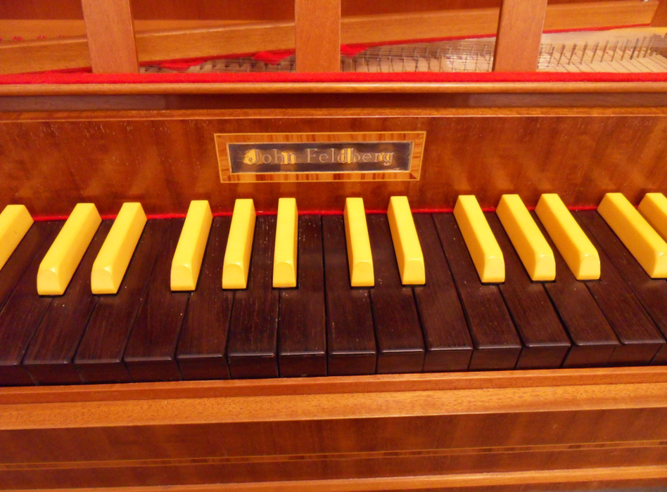 Unfretted 5 Octave Clavichord by John Feldberg circa.1965 with stand (Previously Owned)